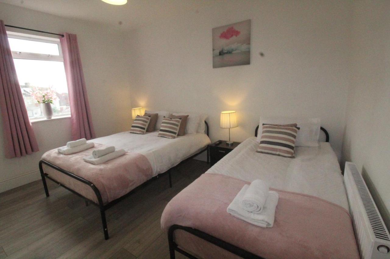 Dinnington House Dinnington By Smart Corporate Stays Zewnętrze zdjęcie